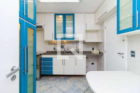 Apartamento à venda com 98m², 3 quartos e 3 vagasCozinha