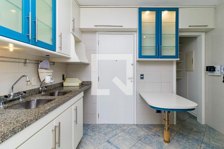 Apartamento à venda com 98m², 3 quartos e 3 vagasCozinha