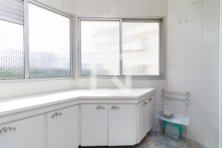 Apartamento à venda com 98m², 3 quartos e 3 vagasÁrea de Serviço