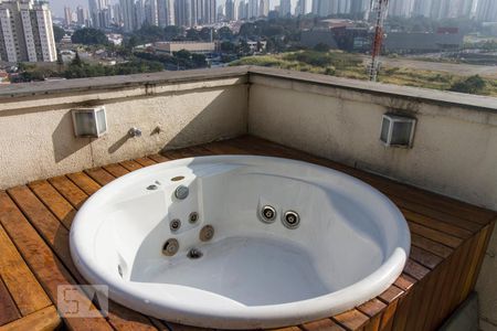 Apartamento à venda com 153m², 3 quartos e 3 vagasVaranda com Ofurô 