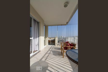 Apartamento à venda com 153m², 3 quartos e 3 vagasVaranda Gourmet 