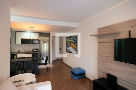 Sala de apartamento para alugar com 2 quartos, 77m² em Cerqueira César, São Paulo