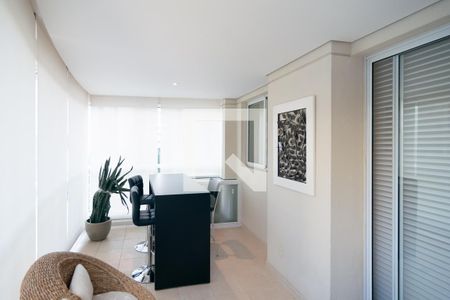 Varanda de apartamento para alugar com 2 quartos, 77m² em Cerqueira César, São Paulo