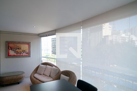 Varanda de apartamento para alugar com 2 quartos, 77m² em Cerqueira César, São Paulo