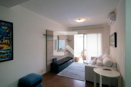 Sala de apartamento para alugar com 2 quartos, 77m² em Cerqueira César, São Paulo