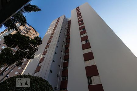 Apartamento para alugar com 116m², 3 quartos e 1 vaga Apartamento para alugar com 116m², 3 quartos e 1 vagaFachada - Condomínio