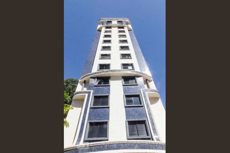 Apartamento à venda com 110m², 3 quartos e 2 vagasFachada