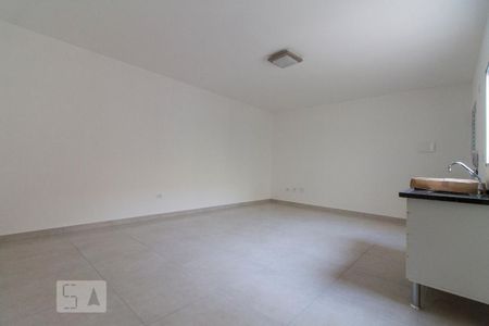Espaço para sala, quarto e cozinha  de kitnet/studio para alugar com 1 quarto, 25m² em Vila Regente Feijó, São Paulo