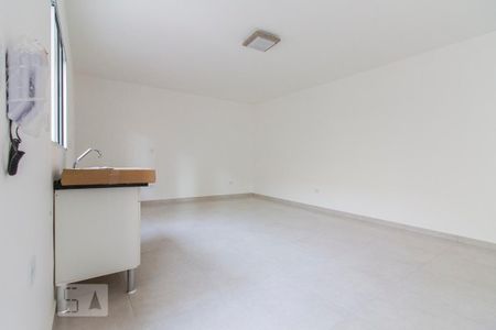 Espaço para sala, quarto e cozinha  de kitnet/studio para alugar com 1 quarto, 25m² em Vila Regente Feijó, São Paulo