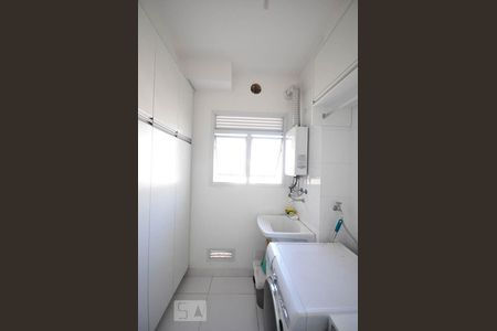 Apartamento à venda com 104m², 2 quartos e 2 vagas Apartamento à venda com 104m², 2 quartos e 2 vagasÁrea de serviço