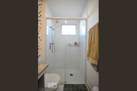 Apartamento à venda com 104m², 2 quartos e 2 vagas Apartamento à venda com 104m², 2 quartos e 2 vagasDetalhe do banheiro suíte 1