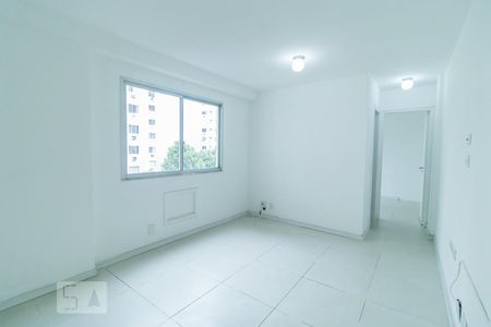 Apartamento para alugar com 40m², 1 quarto e 1 vagaSala