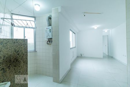 Apartamento para alugar com 40m², 1 quarto e 1 vagaVisão da Cozinha para a Sala 