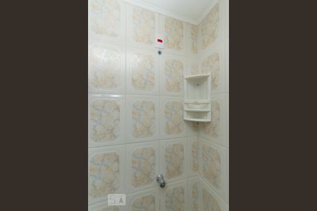 Detalhe do banheiro de casa para alugar com 1 quarto, 30m² em Ipiranga, São Paulo