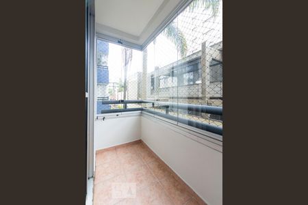 VAranda sala de apartamento para alugar com 3 quartos, 73m² em Vila Guarani (z Sul), São Paulo
