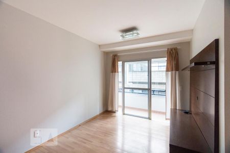 Sala de apartamento para alugar com 3 quartos, 73m² em Vila Guarani (z Sul), São Paulo