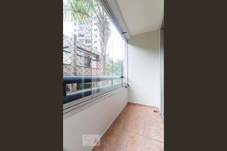 VAranda sala de apartamento para alugar com 3 quartos, 73m² em Vila Guarani (z Sul), São Paulo