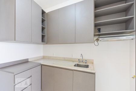 Cozinha de apartamento para alugar com 1 quarto, 66m² em Pinheiros, São Paulo