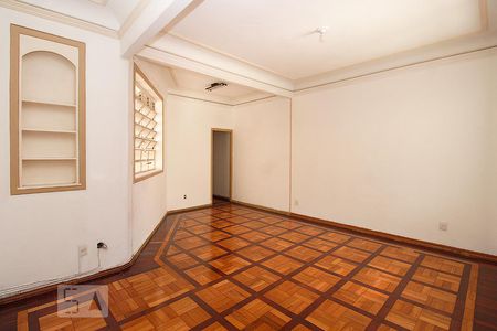 Sala. de apartamento para alugar com 5 quartos, 120m² em Copacabana, Rio de Janeiro