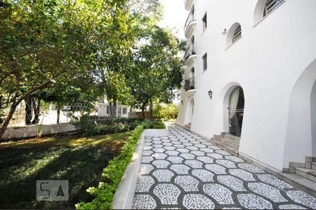 Apartamento para alugar com 132m², 3 quartos e 2 vagasEntrada