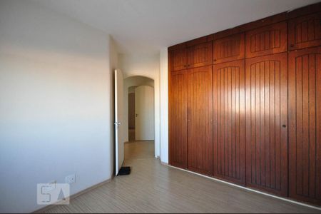 Apartamento para alugar com 132m², 3 quartos e 2 vagas Apartamento para alugar com 132m², 3 quartos e 2 vagasSuíte