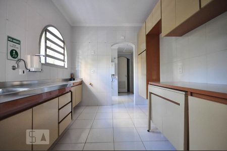 Apartamento para alugar com 132m², 3 quartos e 2 vagas Apartamento para alugar com 132m², 3 quartos e 2 vagasCozinha