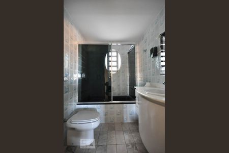 Detalhe do banheiro de apartamento para alugar com 3 quartos, 132m² em Vila Andrade, São Paulo