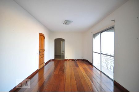 Sala de apartamento para alugar com 3 quartos, 132m² em Vila Andrade, São Paulo