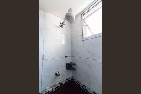 Banheiro de apartamento para alugar com 2 quartos, 58m² em Picanço, Guarulhos