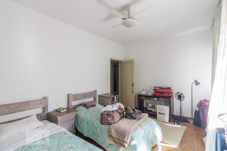 Apartamento à venda com 200m², 3 quartos e 2 vagasQuarto 1