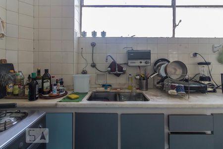 Apartamento à venda com 200m², 3 quartos e 2 vagasCozinha