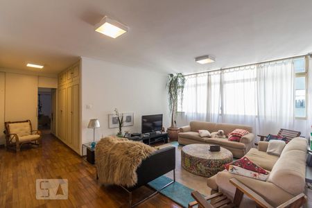 Apartamento à venda com 200m², 3 quartos e 2 vagasSala