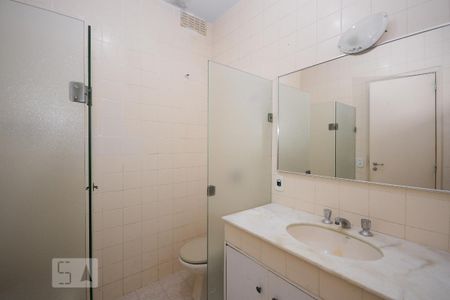 Apartamento à venda com 142m², 4 quartos e 1 vaga Apartamento à venda com 142m², 4 quartos e 1 vagaBanheiro
