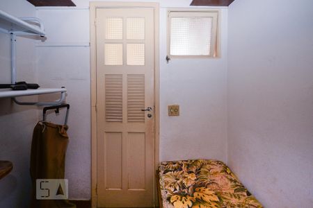 Apartamento à venda com 142m², 4 quartos e 1 vaga Apartamento à venda com 142m², 4 quartos e 1 vagaQuarto de serviço