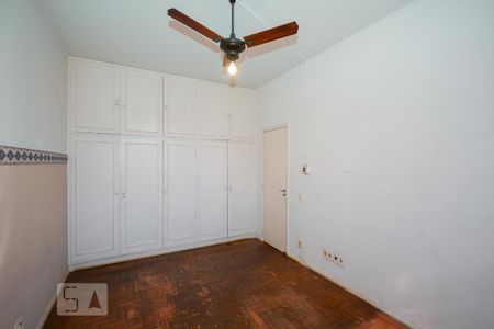 Apartamento à venda com 142m², 4 quartos e 1 vaga Apartamento à venda com 142m², 4 quartos e 1 vagaQuarto 3