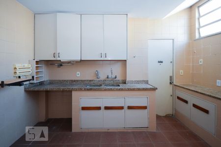 Apartamento à venda com 142m², 4 quartos e 1 vaga Apartamento à venda com 142m², 4 quartos e 1 vagaCozinha