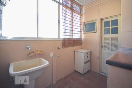 Apartamento à venda com 142m², 4 quartos e 1 vaga Apartamento à venda com 142m², 4 quartos e 1 vagaÁrea de serviço