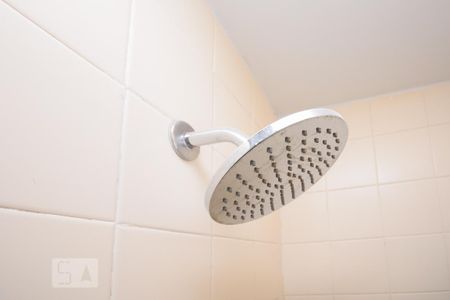 Apartamento à venda com 142m², 4 quartos e 1 vaga Apartamento à venda com 142m², 4 quartos e 1 vagaChuveiro banheiro
