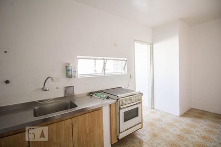 Apartamento à venda com 100m², 2 quartos e 1 vagaCozinha