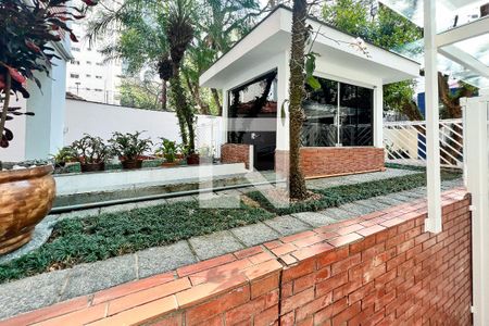 Apartamento para alugar com 68m², 2 quartos e 1 vagaFachada