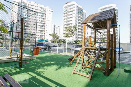 Apartamento para alugar com 70m², 2 quartos e 1 vagaPlayground