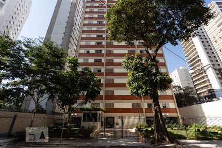 Fachada de apartamento para alugar com 1 quarto, 61m² em Moema, São Paulo