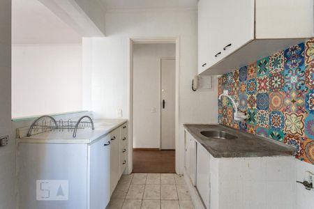 Cozinha de apartamento para alugar com 1 quarto, 61m² em Moema, São Paulo