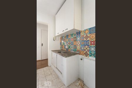 Cozinha de apartamento para alugar com 1 quarto, 61m² em Moema, São Paulo