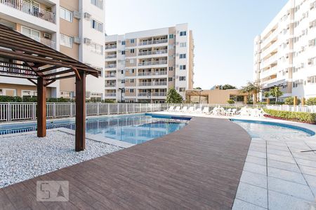 Apartamento à venda com 65m², 2 quartos e 1 vagaPiscina