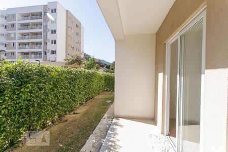 Varanda de apartamento à venda com 2 quartos, 65m² em Jacarepaguá, Rio de Janeiro