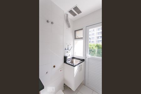 Apartamento à venda com 65m², 2 quartos e 1 vagaÁrea de serviço