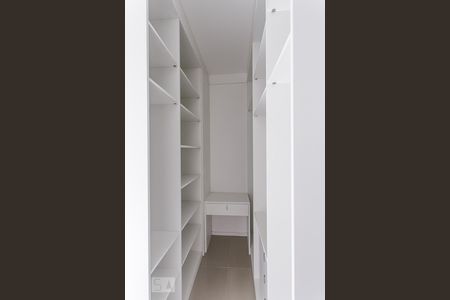 Apartamento à venda com 65m², 2 quartos e 1 vagaCloset