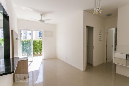 Sala de apartamento à venda com 2 quartos, 65m² em Jacarepaguá, Rio de Janeiro