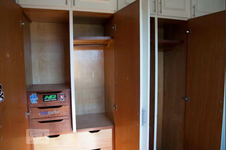 Apartamento à venda com 148m², 3 quartos e 3 vagas Apartamento à venda com 148m², 3 quartos e 3 vagasArmário Quarto 3